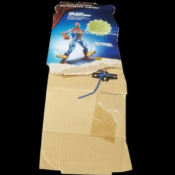 THE AMAZING SPIDER-MAN WEB BATTLERS SPINNING BLADE - Picture 5 of 6